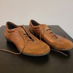 Beige Ecco Shoes Size 5.5